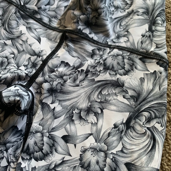 Lululemon Leggings - Picture 3 of 5